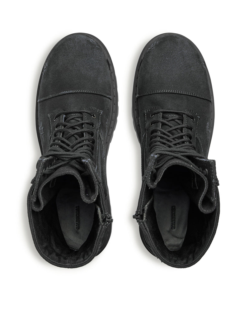 COMBAT STRIKE BOOTS