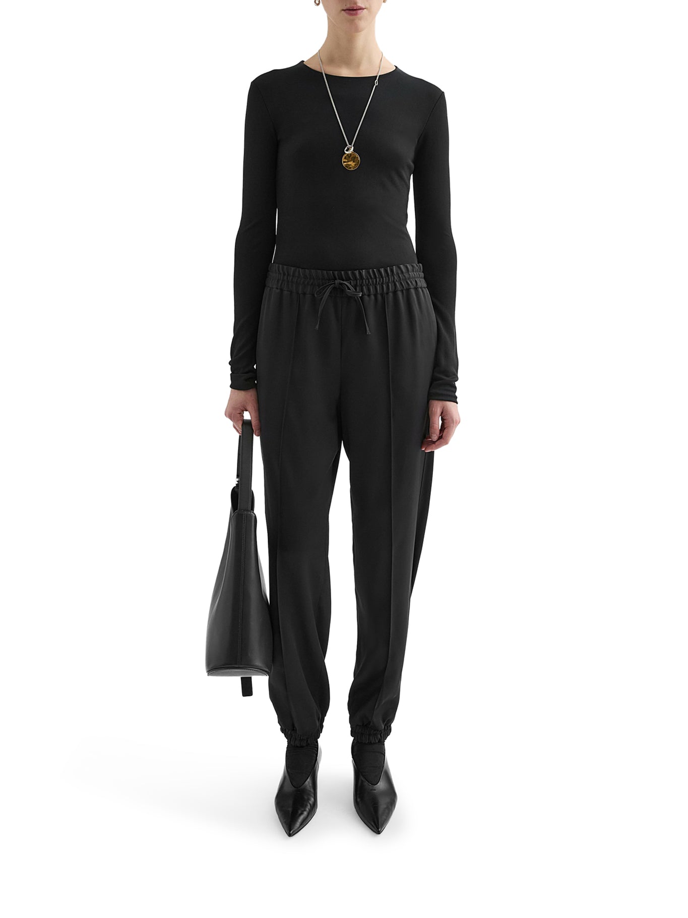 CREW NECK LONG SLEEVE T-SHIRT