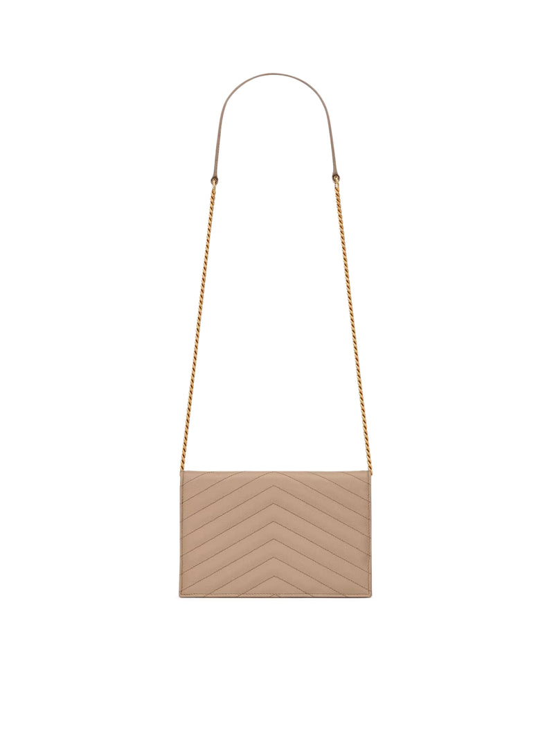 CLASSIC CASSANDRE CHAIN ENVELOPE CLUTCH IN GRAIN DE POUDRE LEATHER