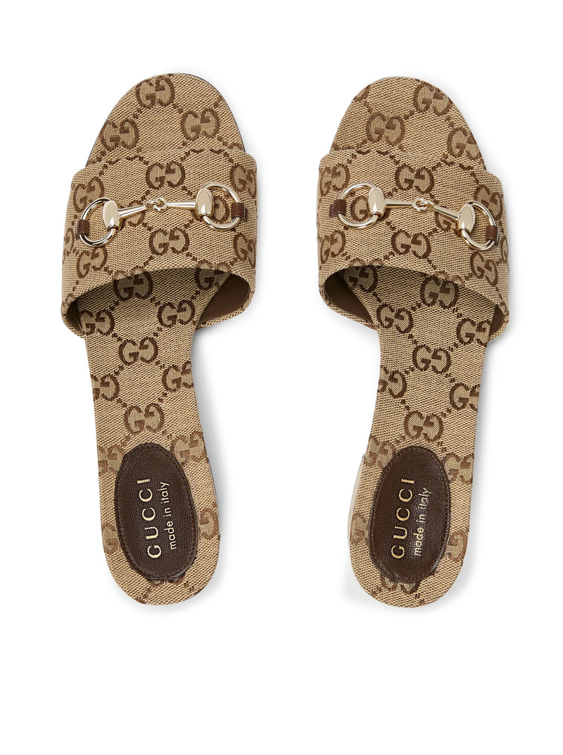 SLIDER SANDAL WITH HOOK