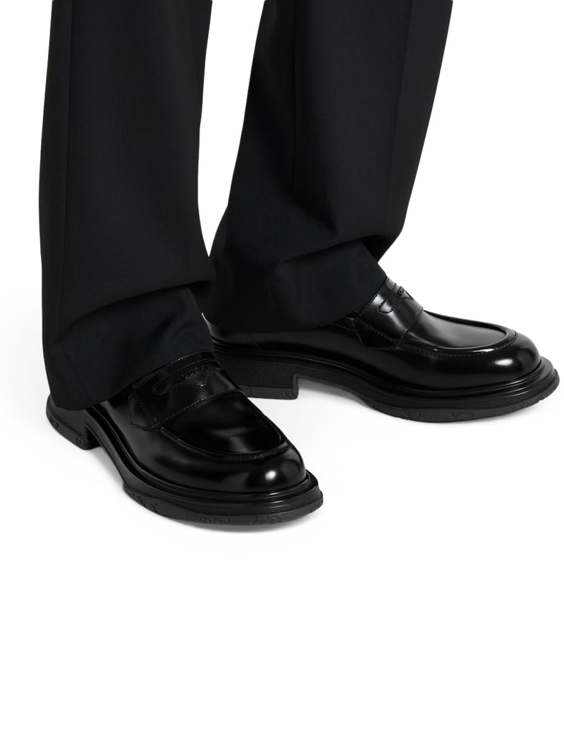 LOAFER WITH TONE-ON-TONE LOGO