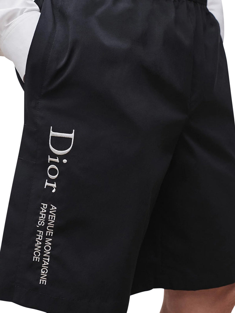 SPORTS SHORTS WITH MONTAIGNE EMBROIDERY