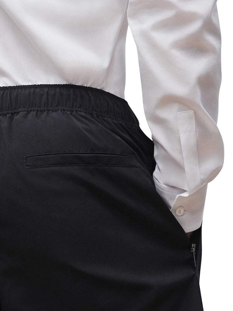 SPORTS SHORTS WITH MONTAIGNE EMBROIDERY