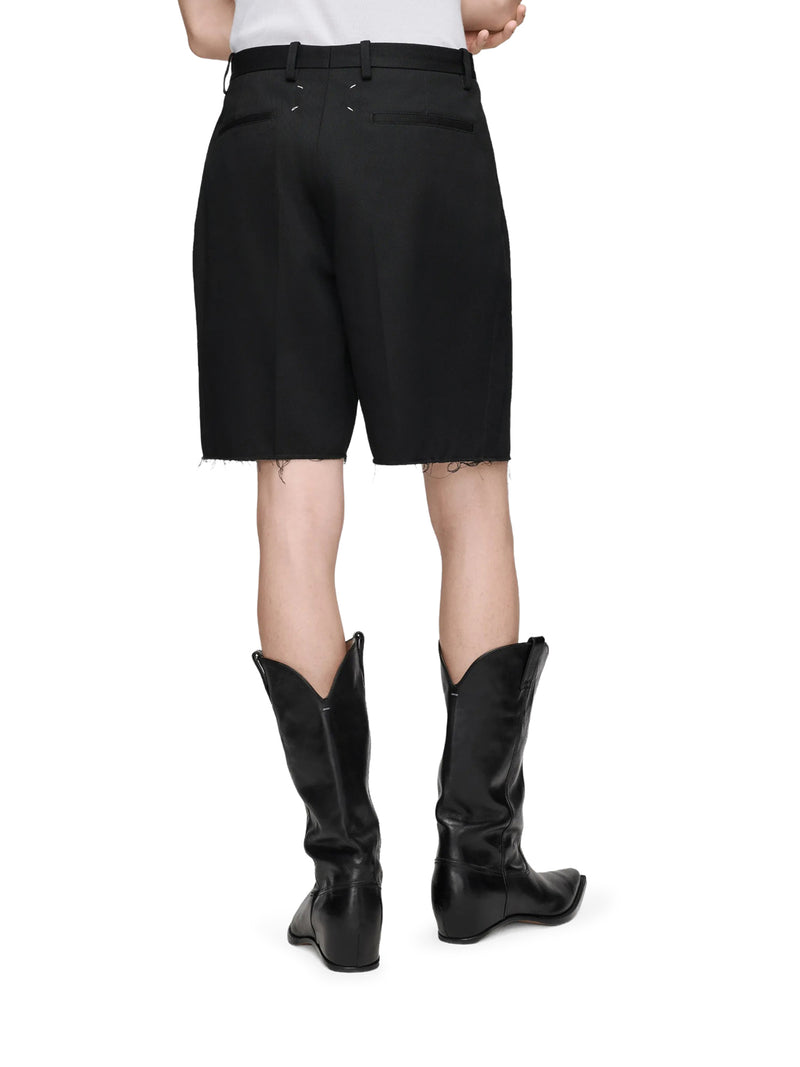 TAILORED BERMUDA SHORTS WITH PLEATS AND FRINGED HEM