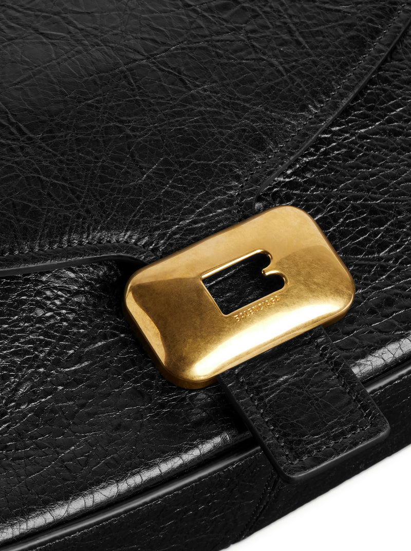 WOMEN`S MEDIUM CLICK SHOULDER BAG IN BLACK