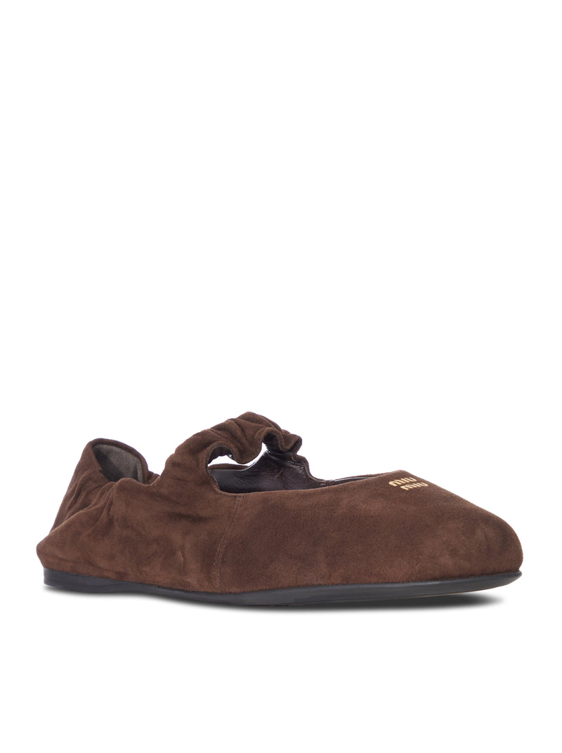 RUFFLED SUEDE BALLERINAS