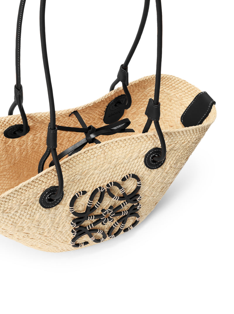 SMALL ANAGRAM BASKET BAG IN IRACA PALM AND CALFSKIN
