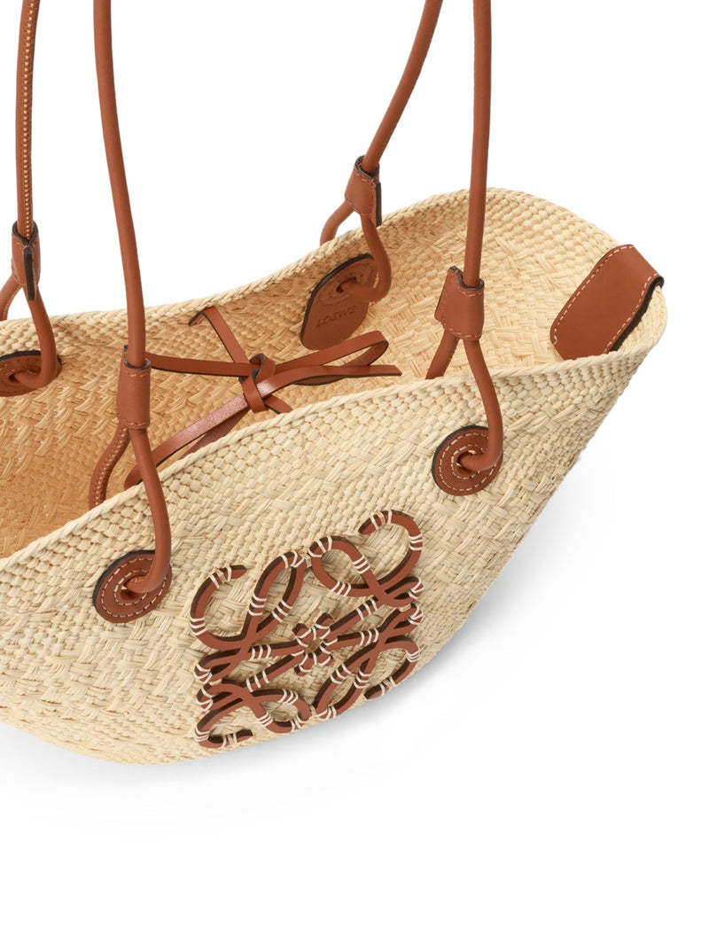 SMALL ANAGRAM BASKET BAG IN IRACA PALM AND CALFSKIN