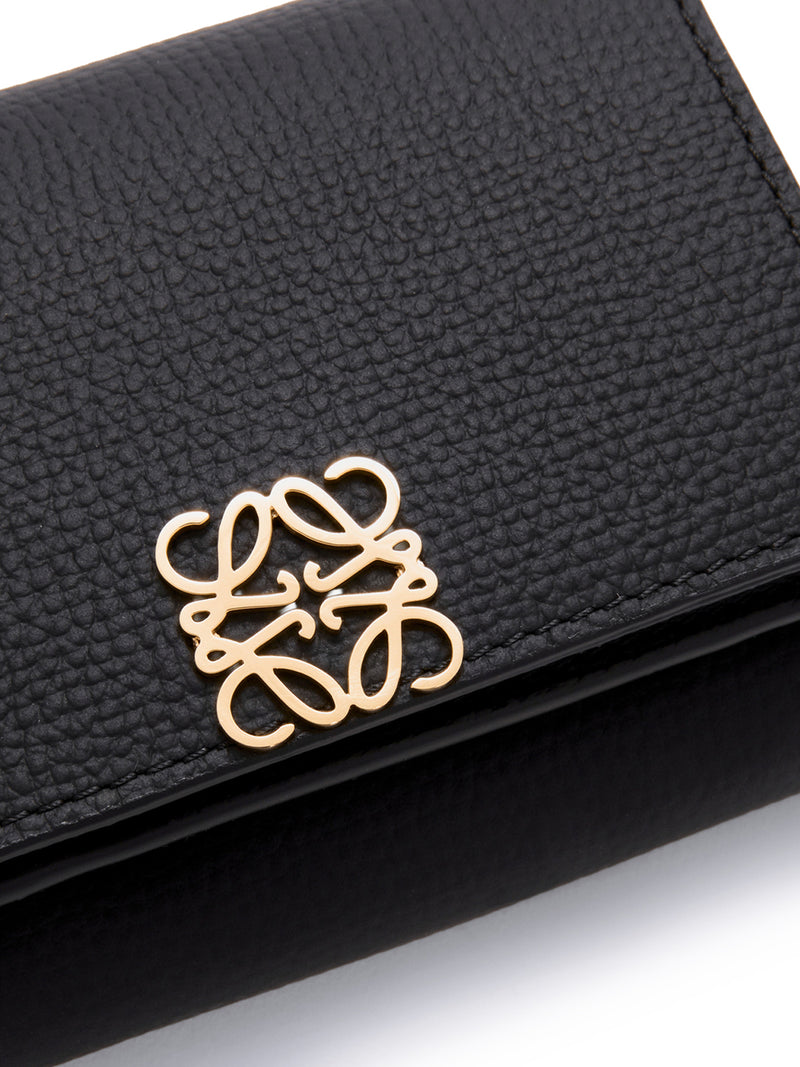 ANAGRAM TRIFOLD WALLET IN HAMMERED CALFSKIN LEATHER