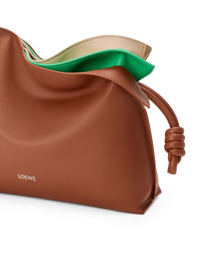 MEDIUM LAYERED FLAMENCO CLUTCH IN NAPPA CALFSKIN