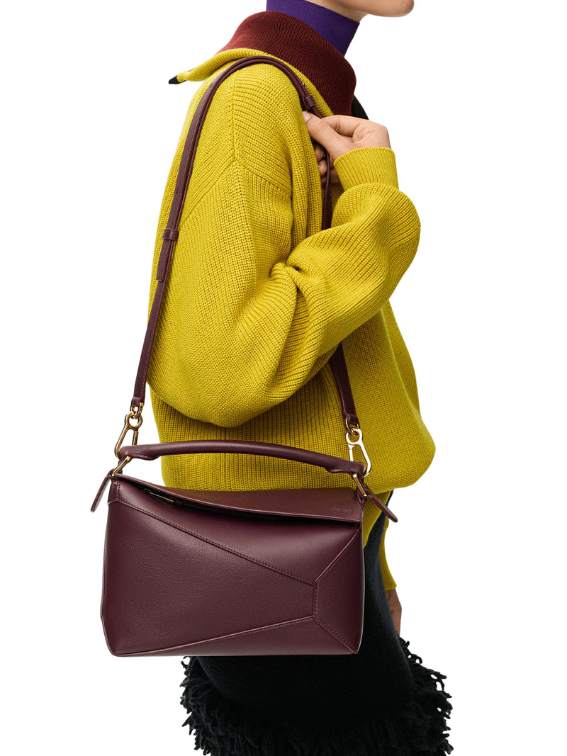 SMALL PUZZLE EDGE BAG IN CLASSIC CALFSKIN LEATHER