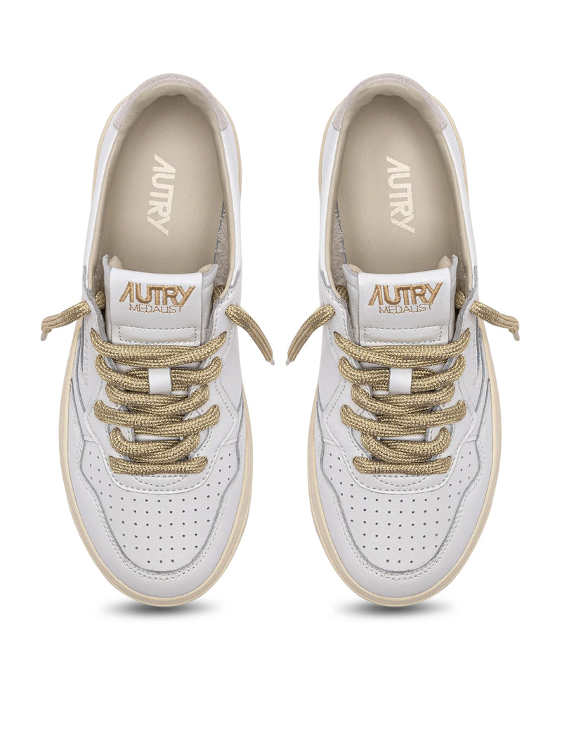MEDALIST LOW LEATHER SNEAKERS