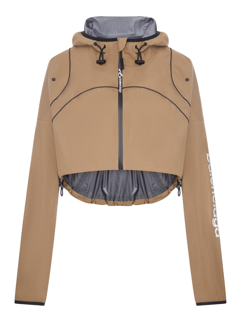 TECHWEAR CROPPED JACKET IN CAMEL