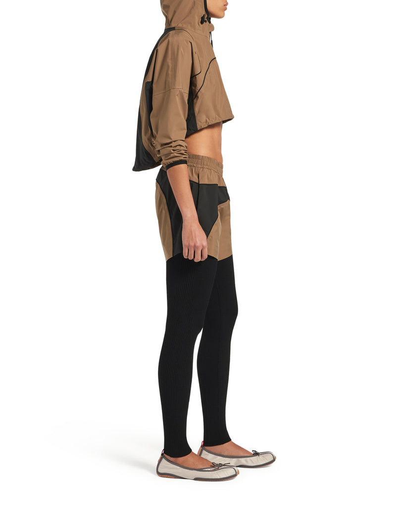 TECHWEAR CROPPED JACKET IN CAMEL