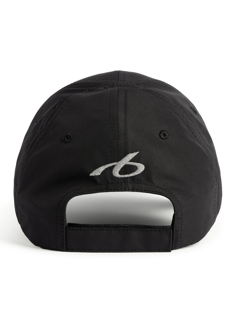 MEN`S TECHWEAR HAT IN BLACK