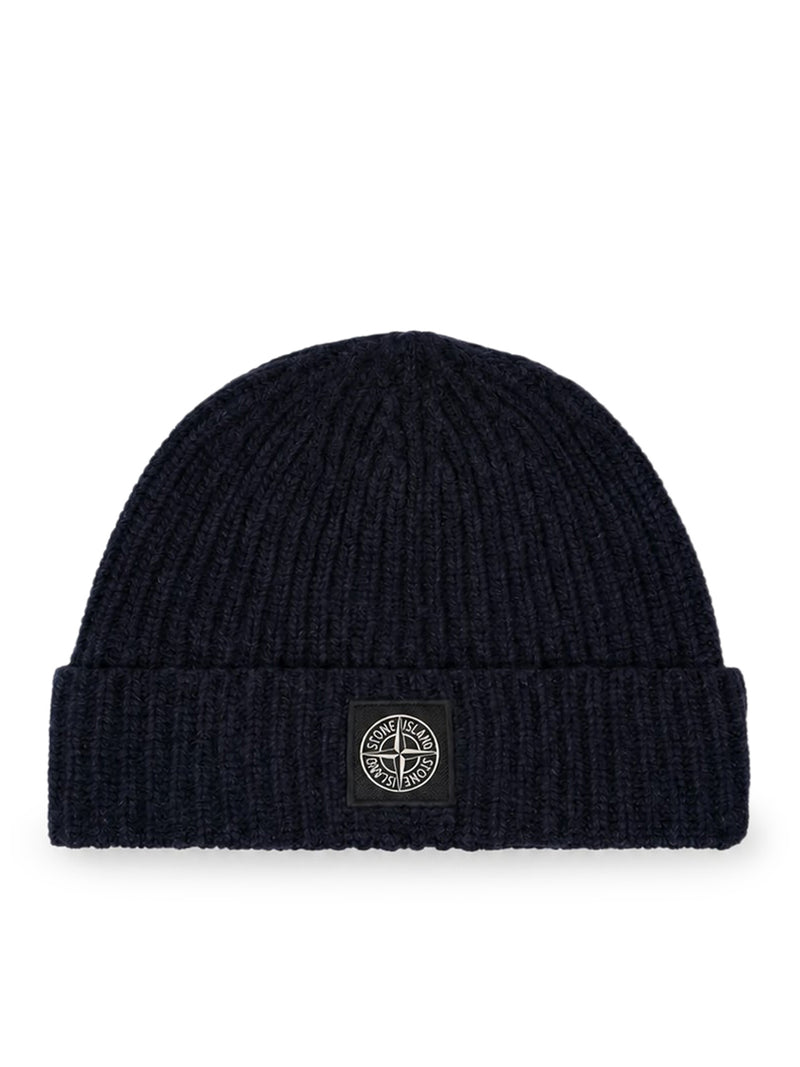 RIBBED KNIT BEANIE WITH COMPASS LOGO PATCH
