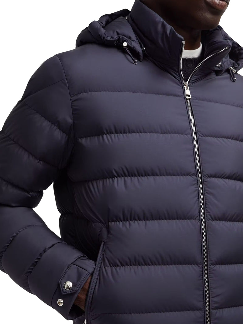 ARNEB SHORT HOODED DOWN JACKET