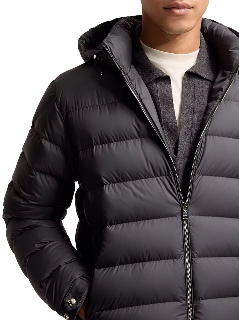 ARNEB SHORT HOODED DOWN JACKET