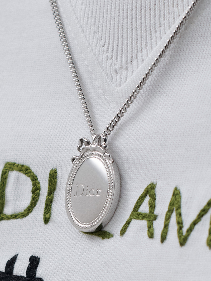 NECKLACE WITH DIOR MÉDAILLON PENDANT