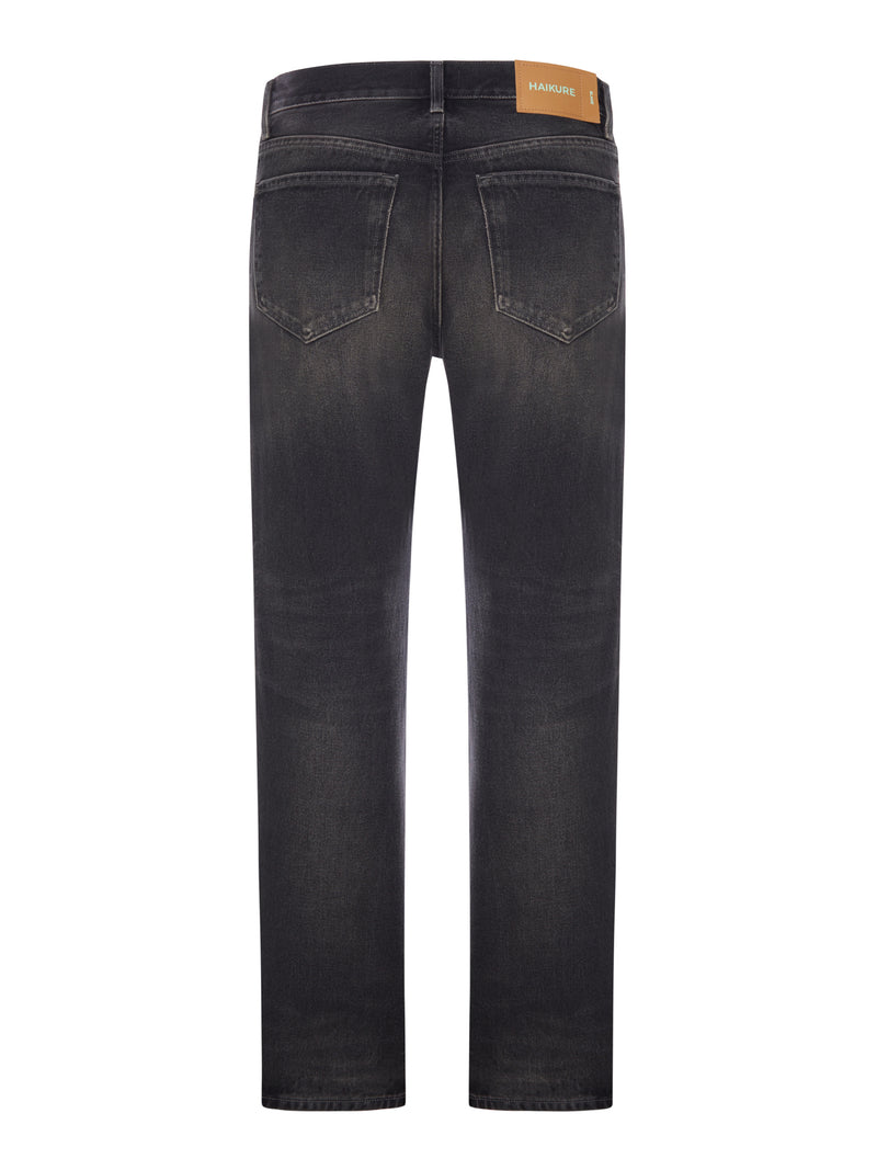 STRAIGHT LEG WASHED DENIM JEANS WITH POCKETS