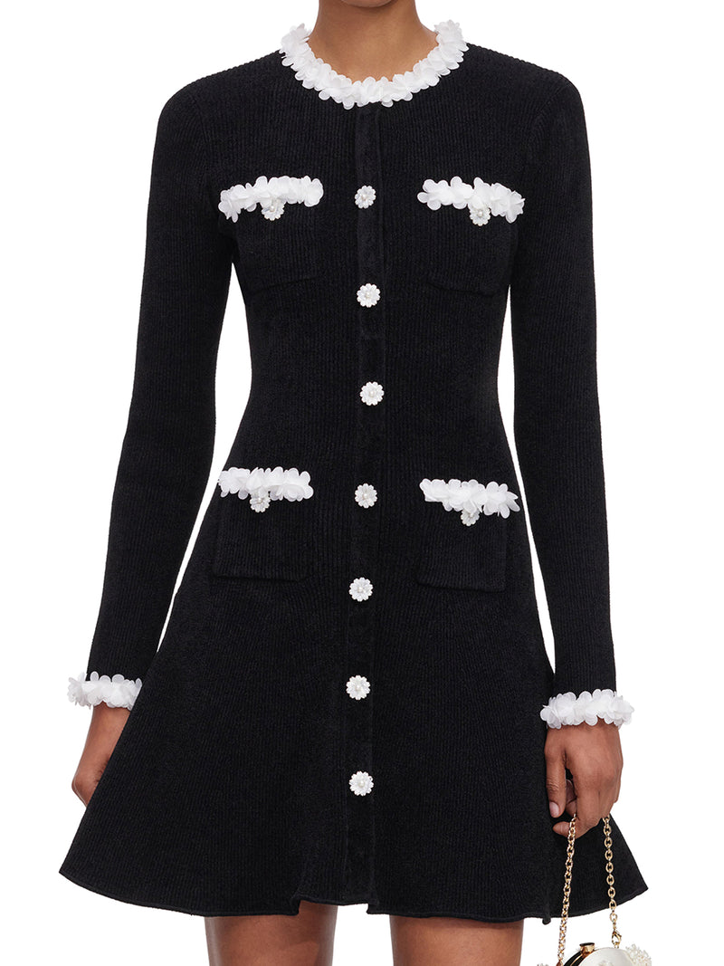 SHORT RIBBED KNIT DRESS WITH FLORAL PROFILES AND JEWEL BUTTONS