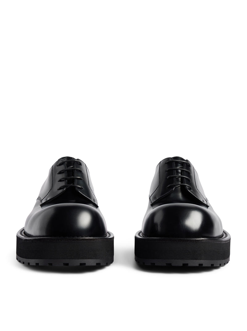 VENOM DERBY IN BLACK CALFSKIN