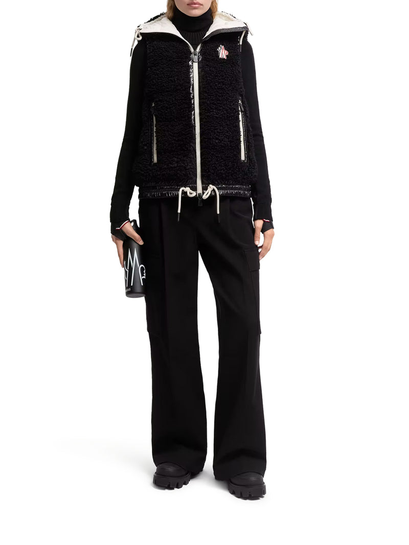 INSULATED TEDDY-STYLE VEST WITH HOOD