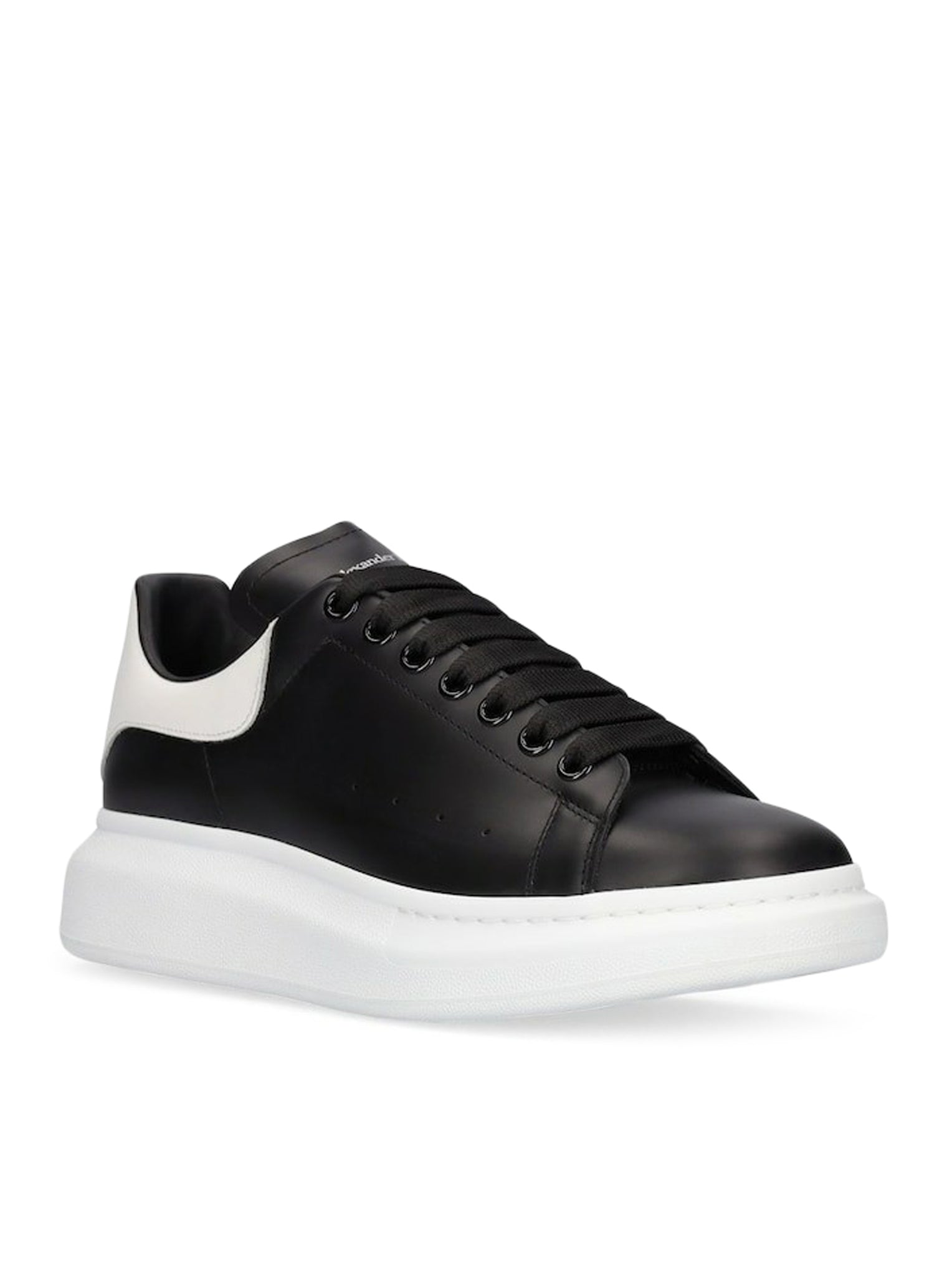 LACED LOWTOP SNEAKERS