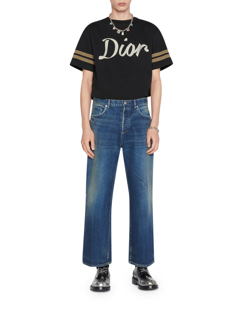 COMFORTABLE FIT T-SHIRT