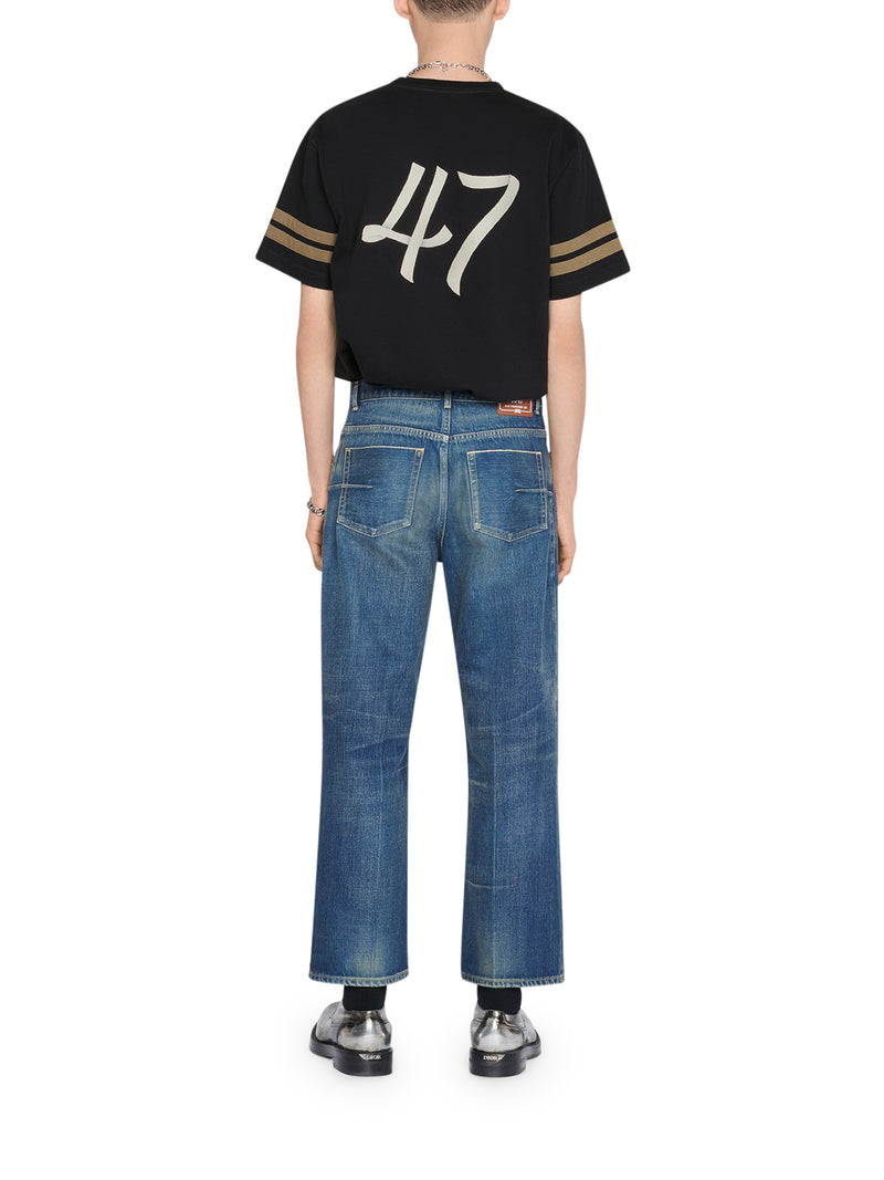 COMFORTABLE FIT T-SHIRT