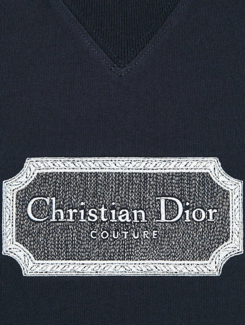 COMFORTABLE FIT T-SHIRT