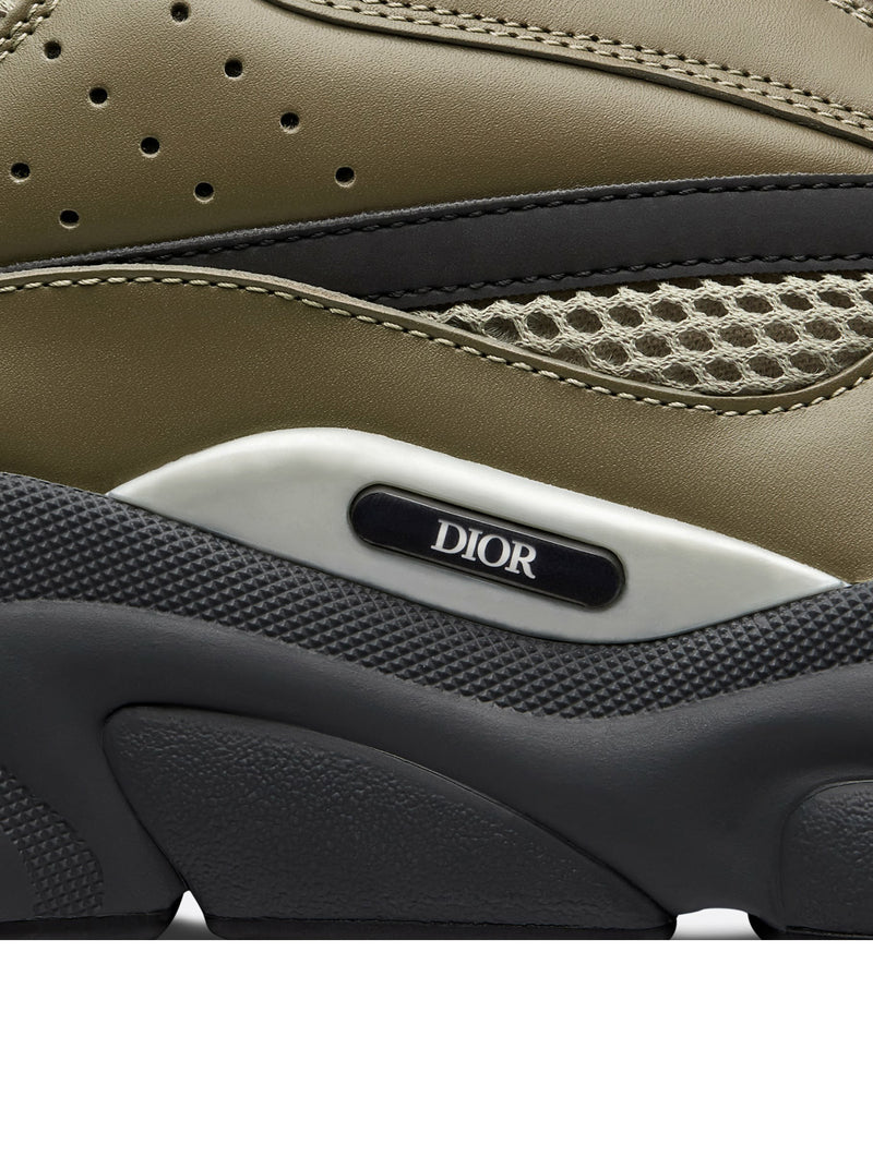 SNEAKER B22