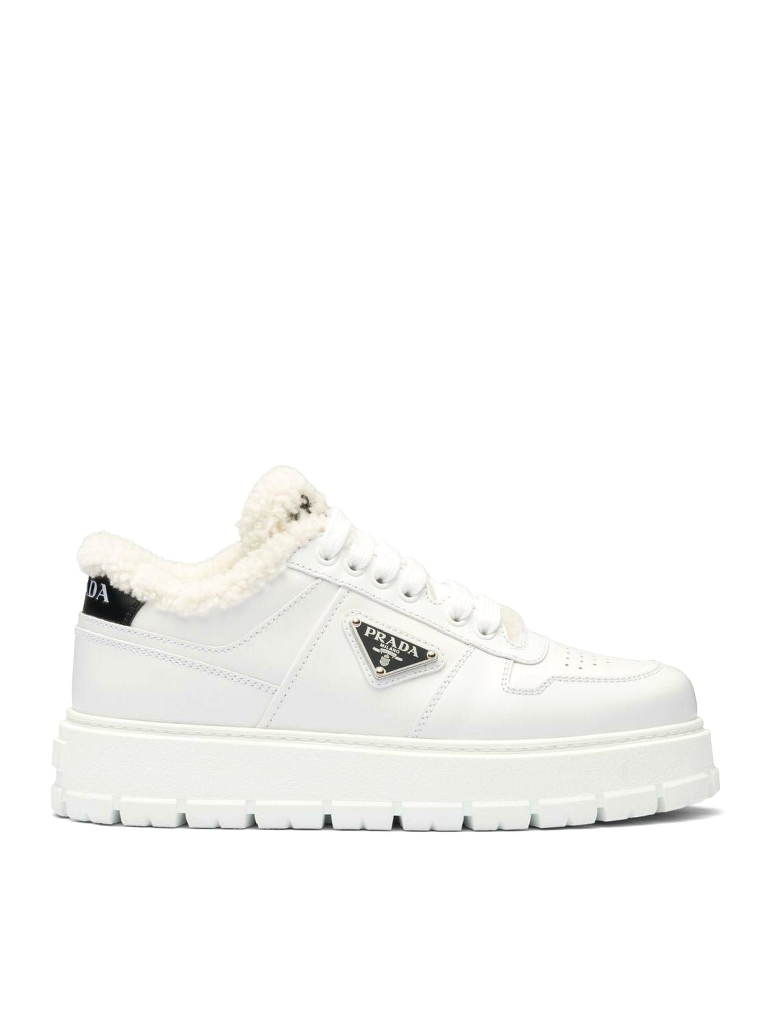 triangle-plaque low-top sneakers