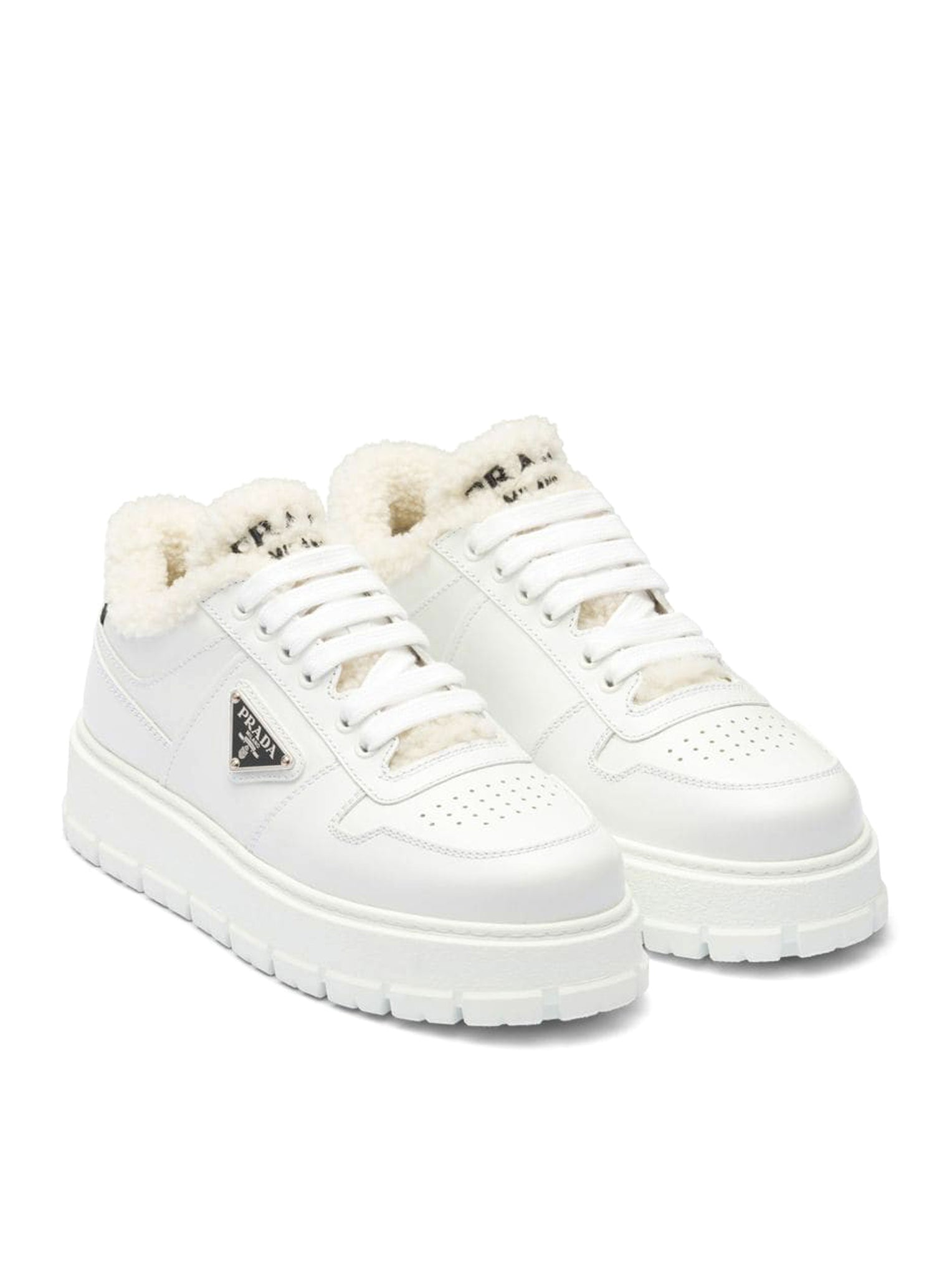 triangle-plaque low-top sneakers