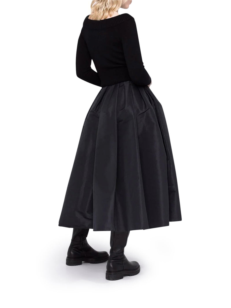high-waisted full skirt