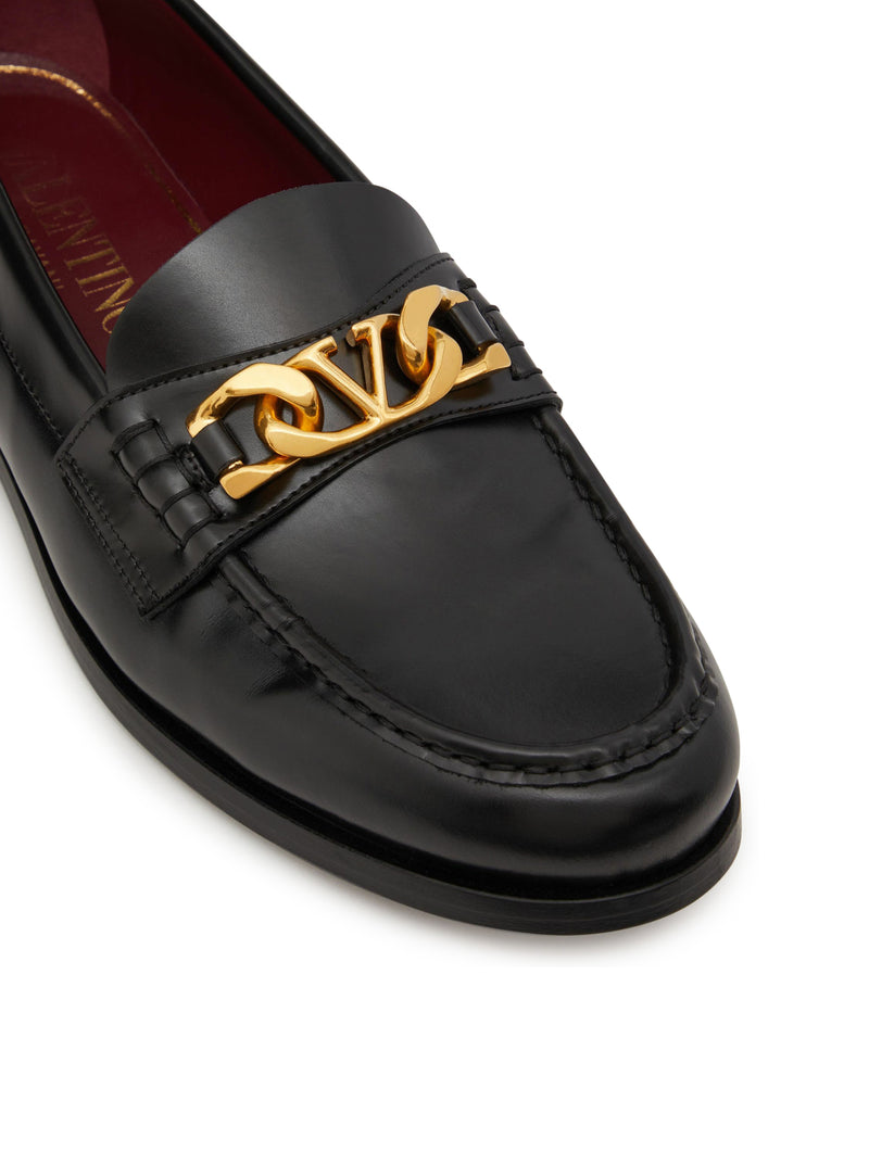 VLOGO CHAIN LOAFERS IN CALFSKIN