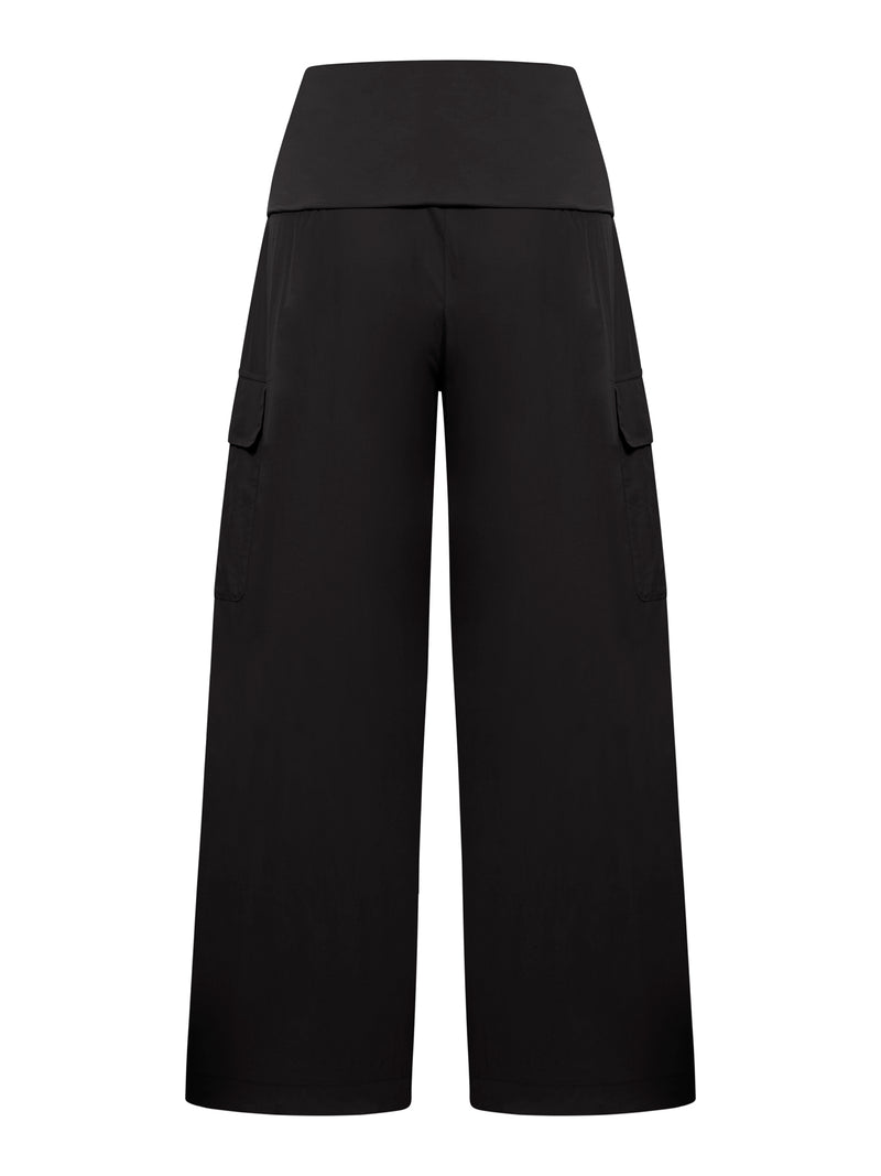 trousers with band