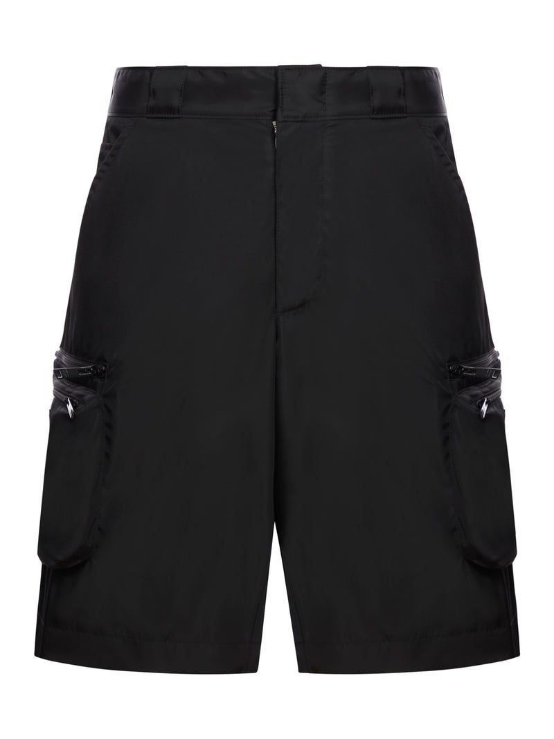 cargo shorts with triangle plate
